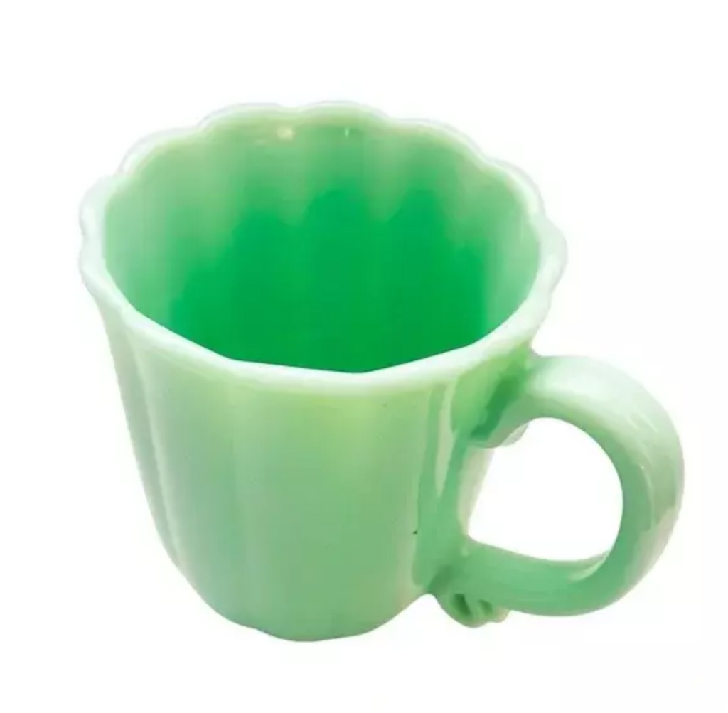The Pioneer Woman Jade Green Milk Glass Scallop Edge Mug