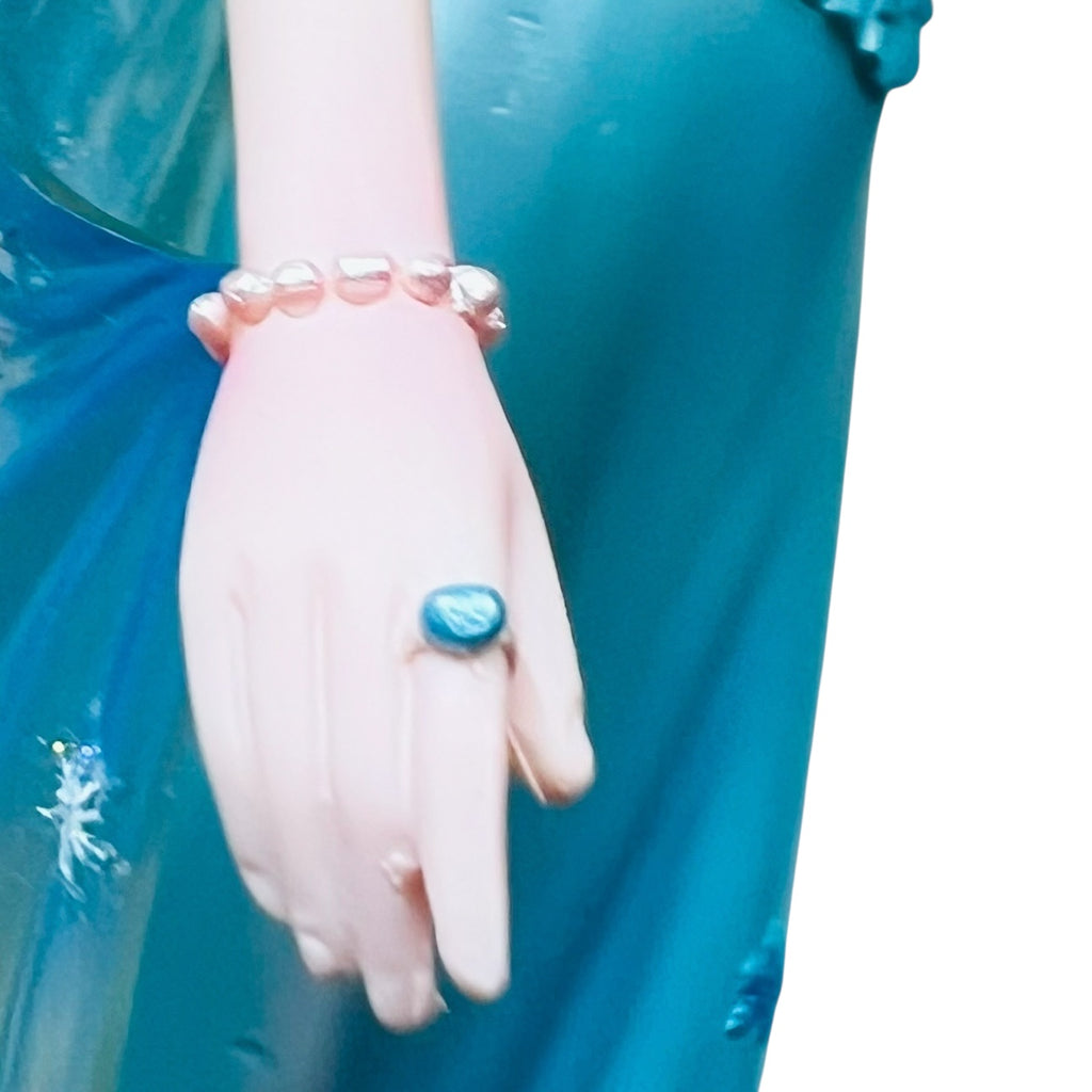 Disney Showcase Collection Frozen Queen Elsa Figurine