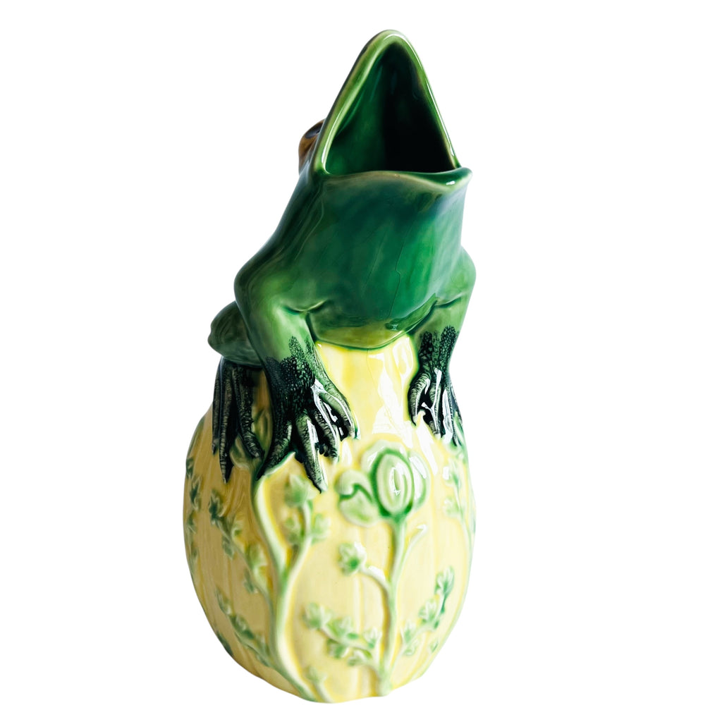 Bordallo Pinheiro Frog Pitcher