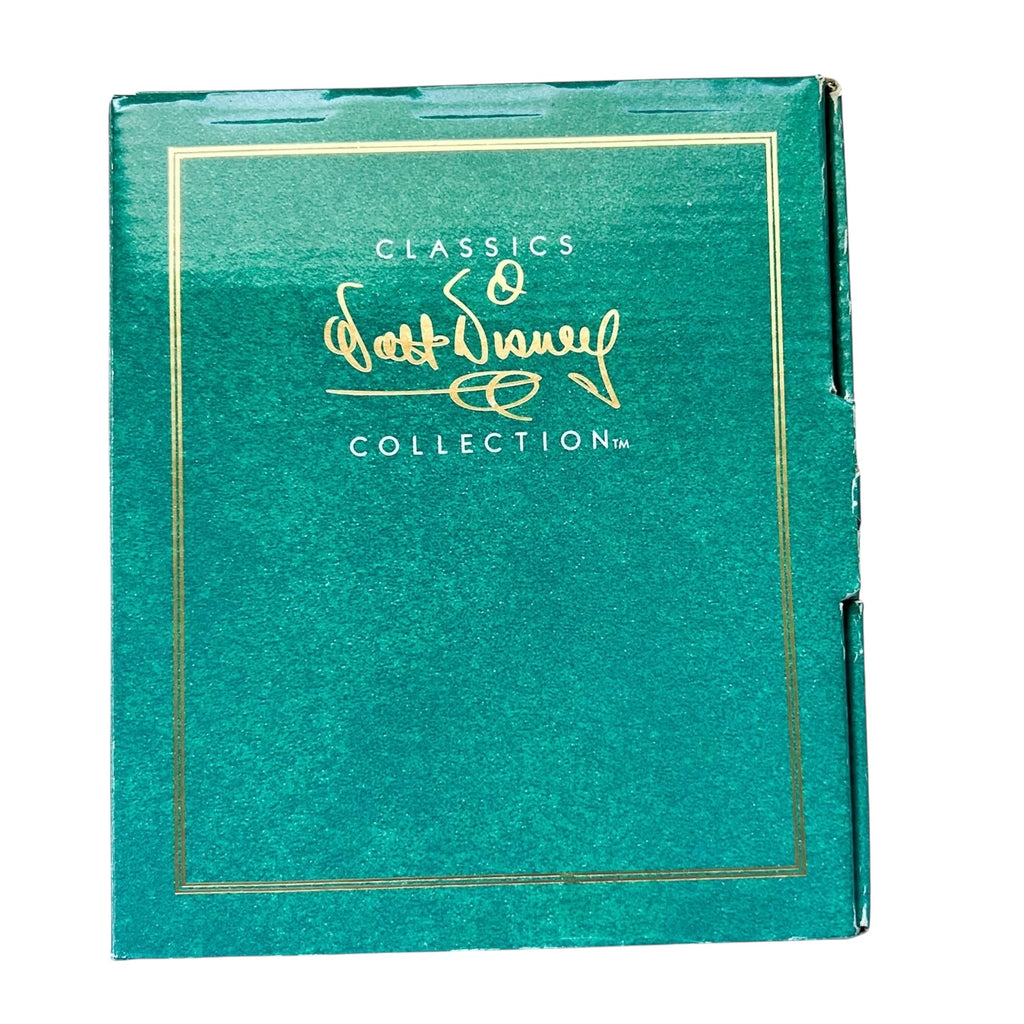 WDCC Walt Disney Classics Collection Winnie The Pooh and The Honey Tree Time For Something Sweet Figurine