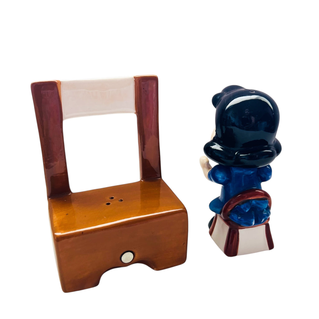 Peanuts Lucy's Psychiatrist Booth Ceramic Salt & Pepper Shakers