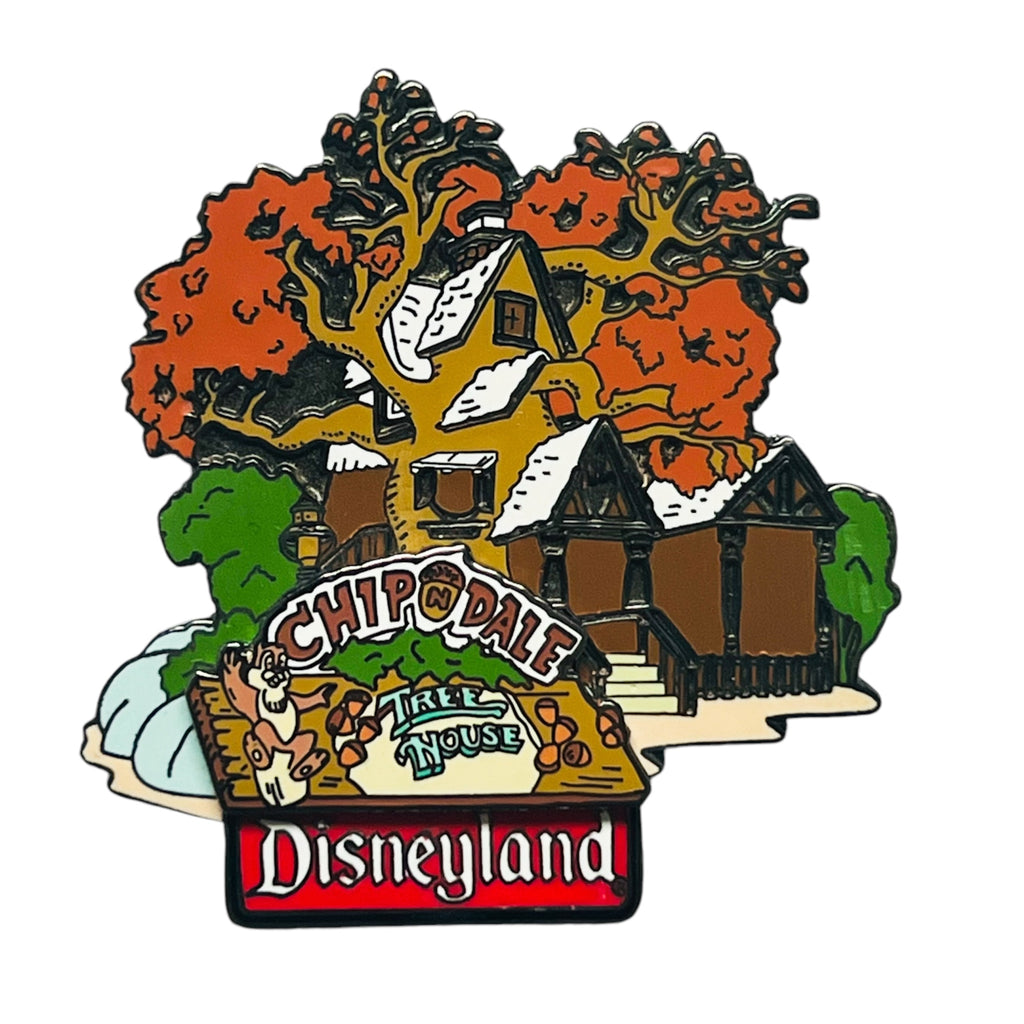 Disneyland Chip n Dale ToonTown TreeHouse 2001 Pin