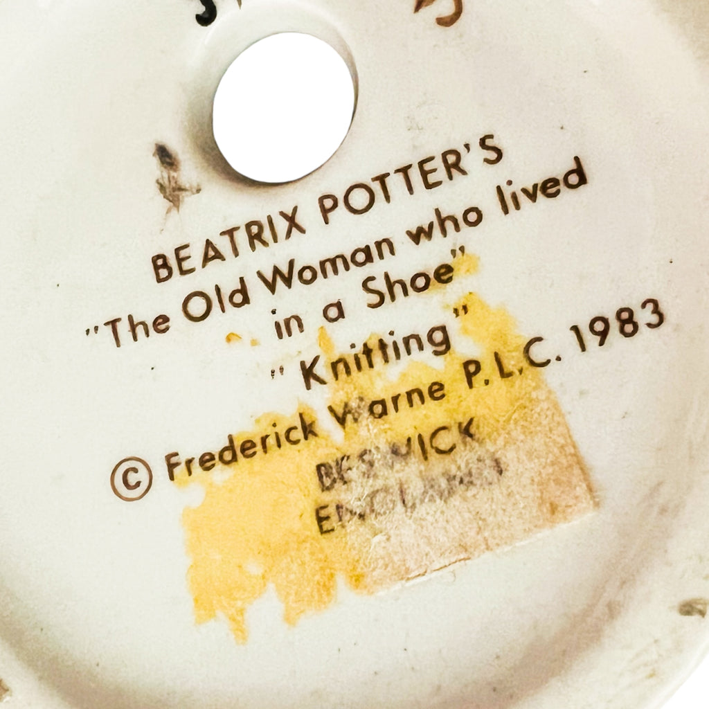 Beatrix Potter The Old Woman Who Lived in a Shoe Knitting Beswick Figurine