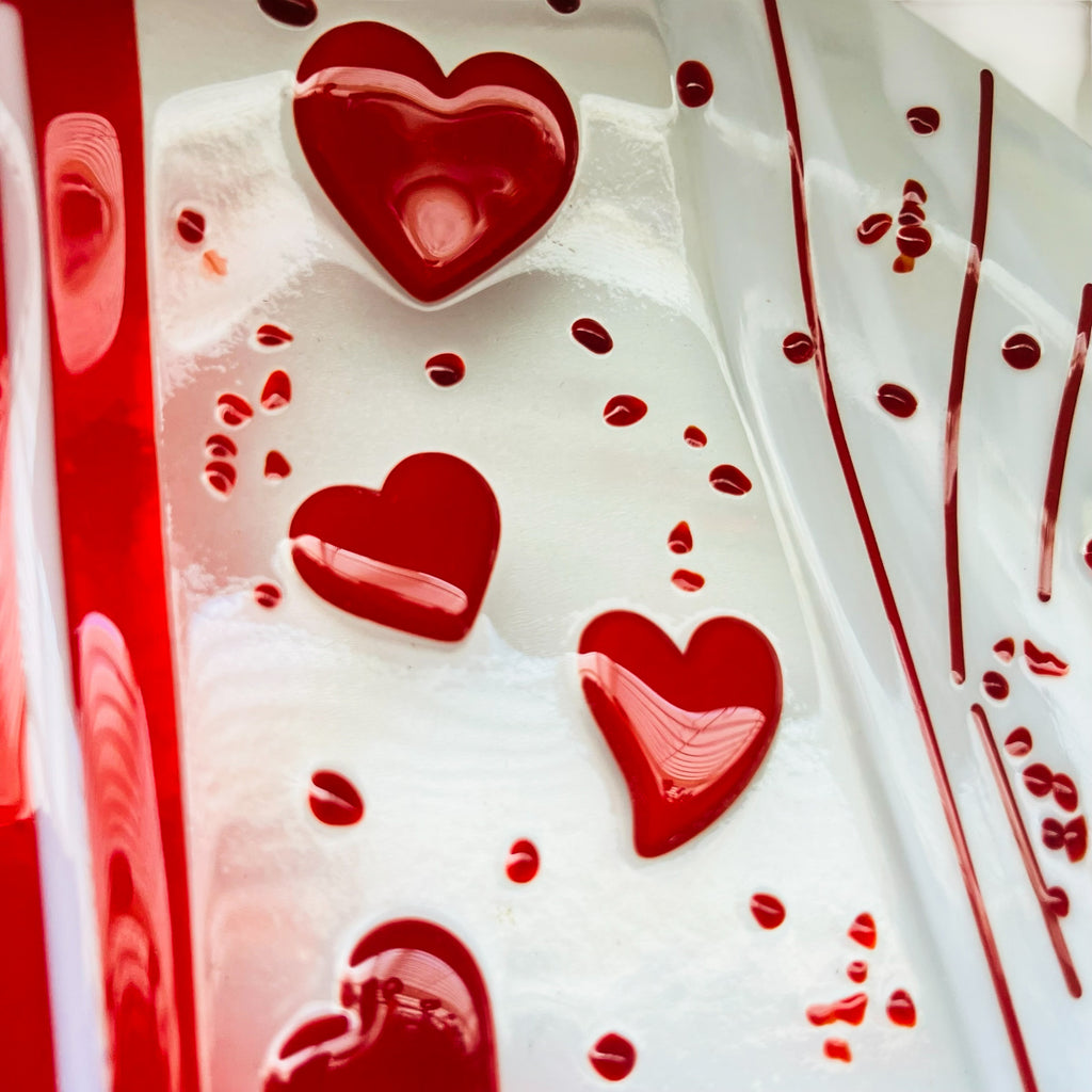 Annie Dotzauer Red Heart Decorative Plate