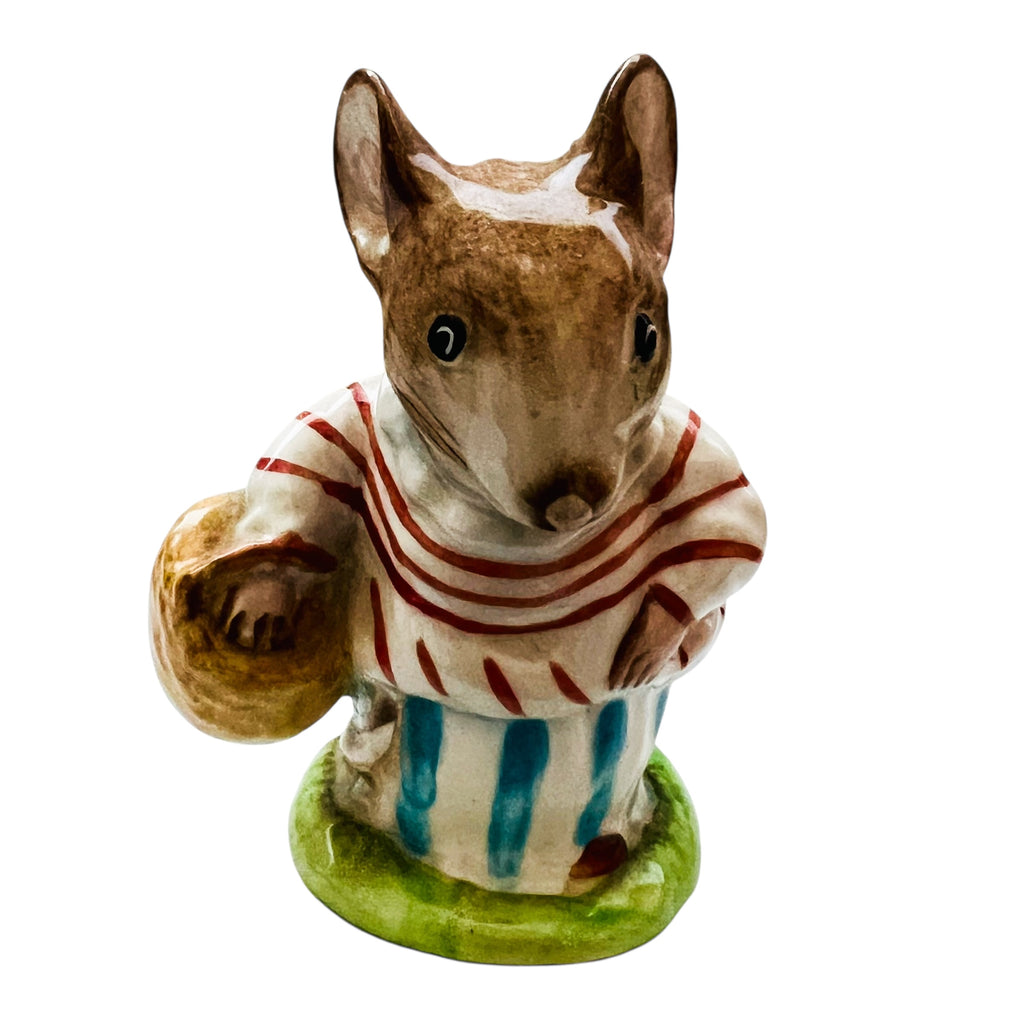 Beatrix Potter's Mrs. Tittlemouse Beswick England Figurine