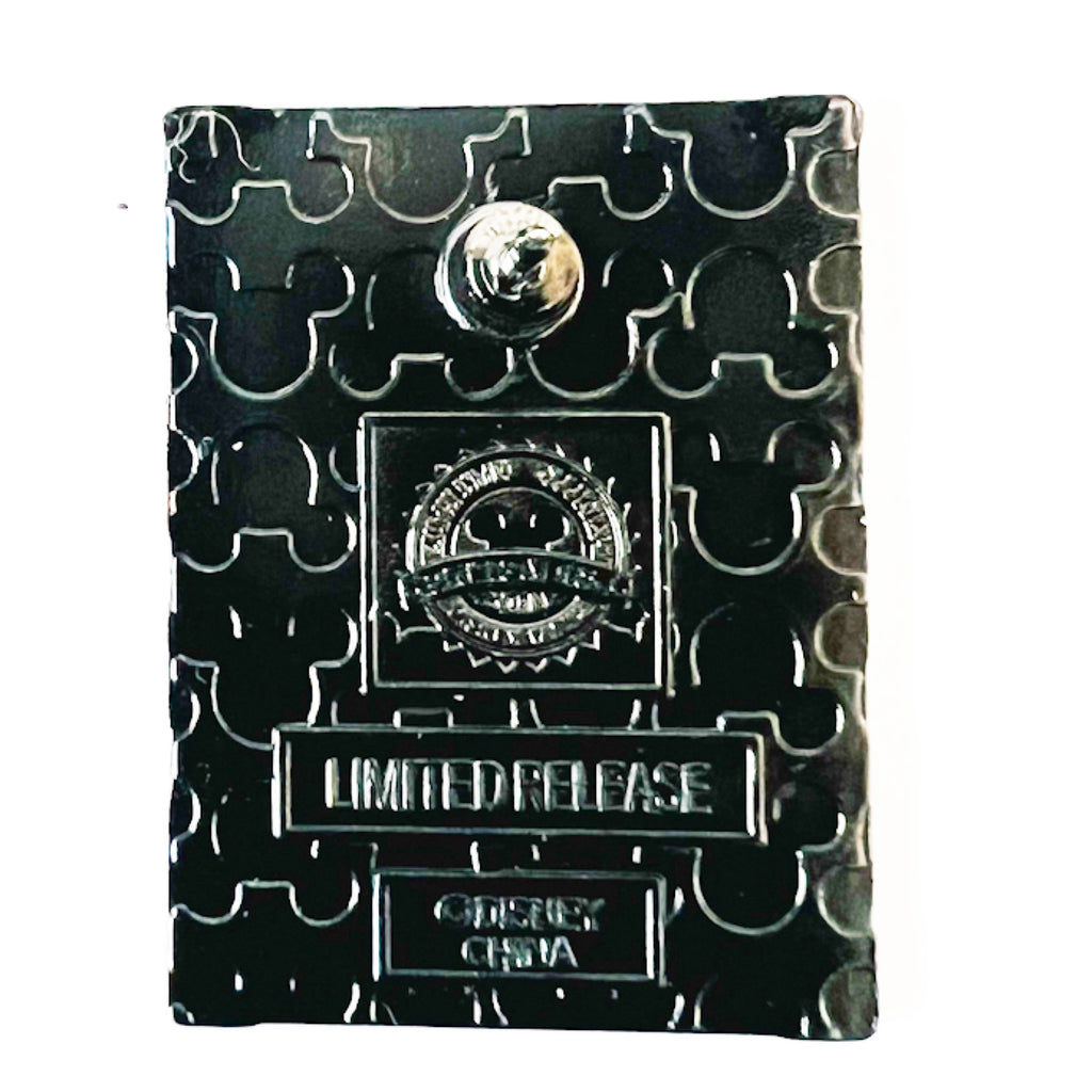 Disney Donald Duck Black And White Photograph Limited Release Pin