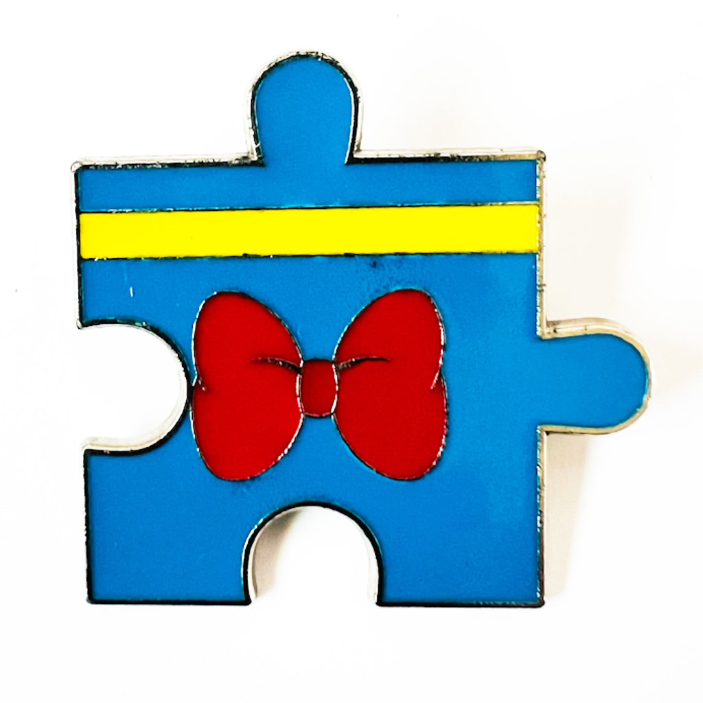 Disney Shanghai SDR Donald Duck Jigsaw Puzzle Piece Disneyland Resort Pin