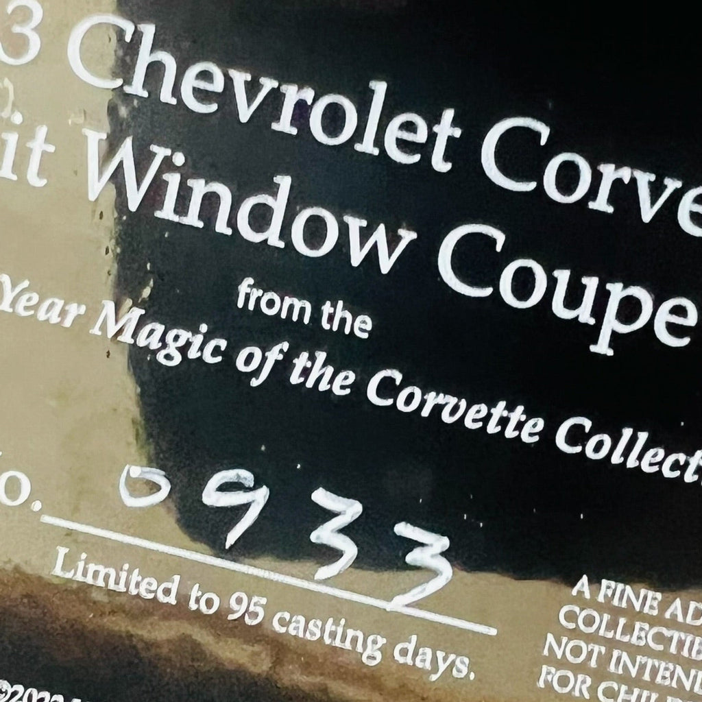 Hamilton Collection 1963 Chevy Corvette Split Window Sculptured
