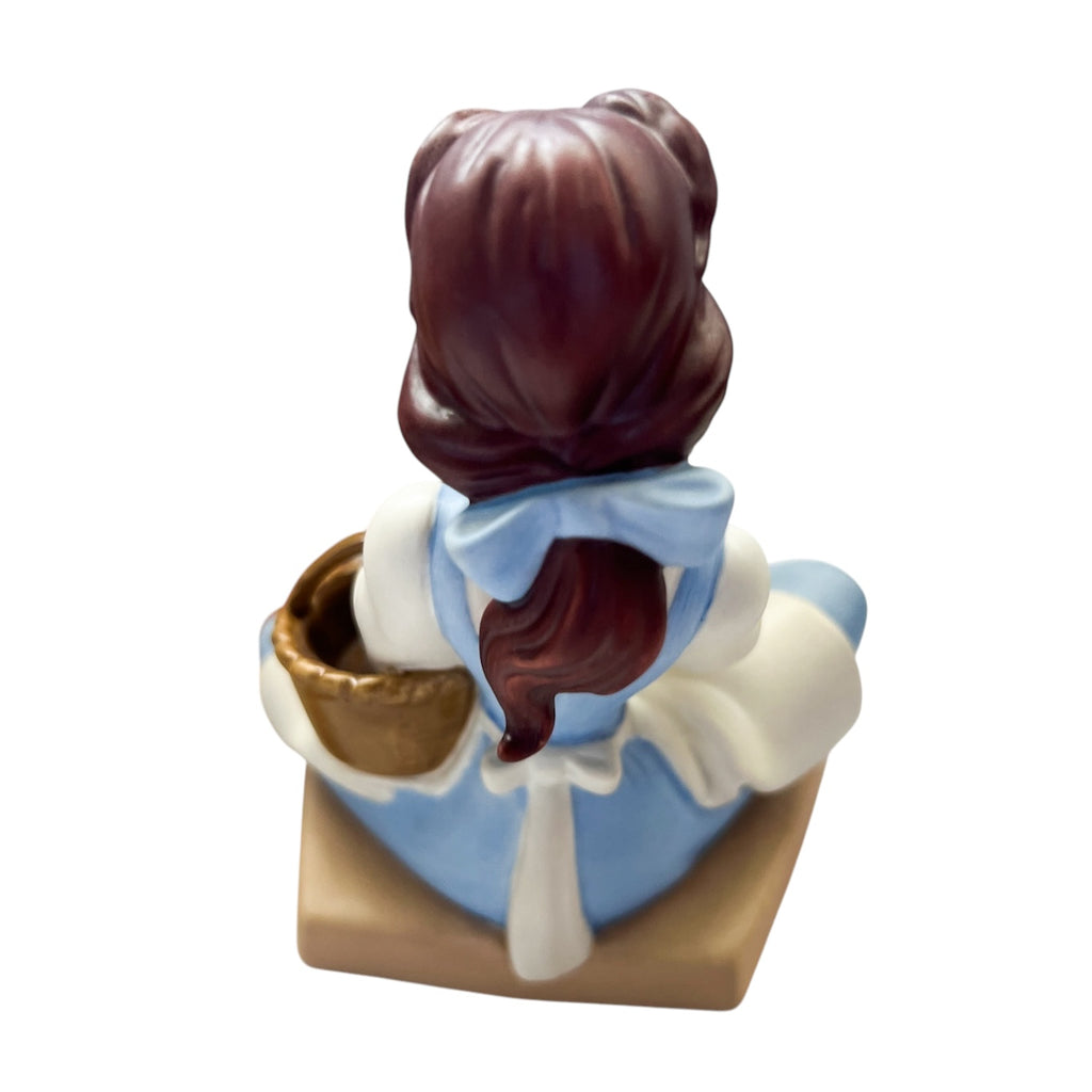 Walt Disney Classics Collection WDCC Beauty And The Beast Belle "Bookish Beauty" Figurine