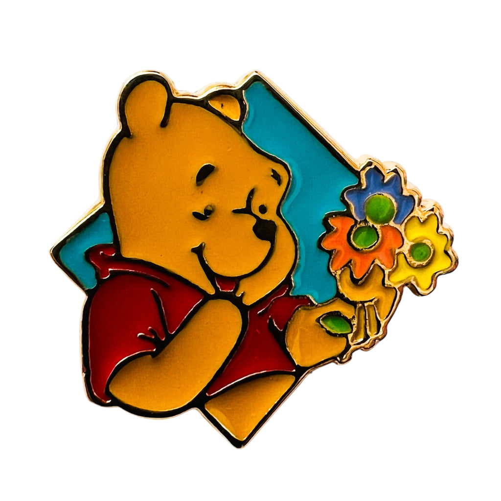 Disney Pooh with Bouquet from the Hallmark Winnie the Pooh Pin