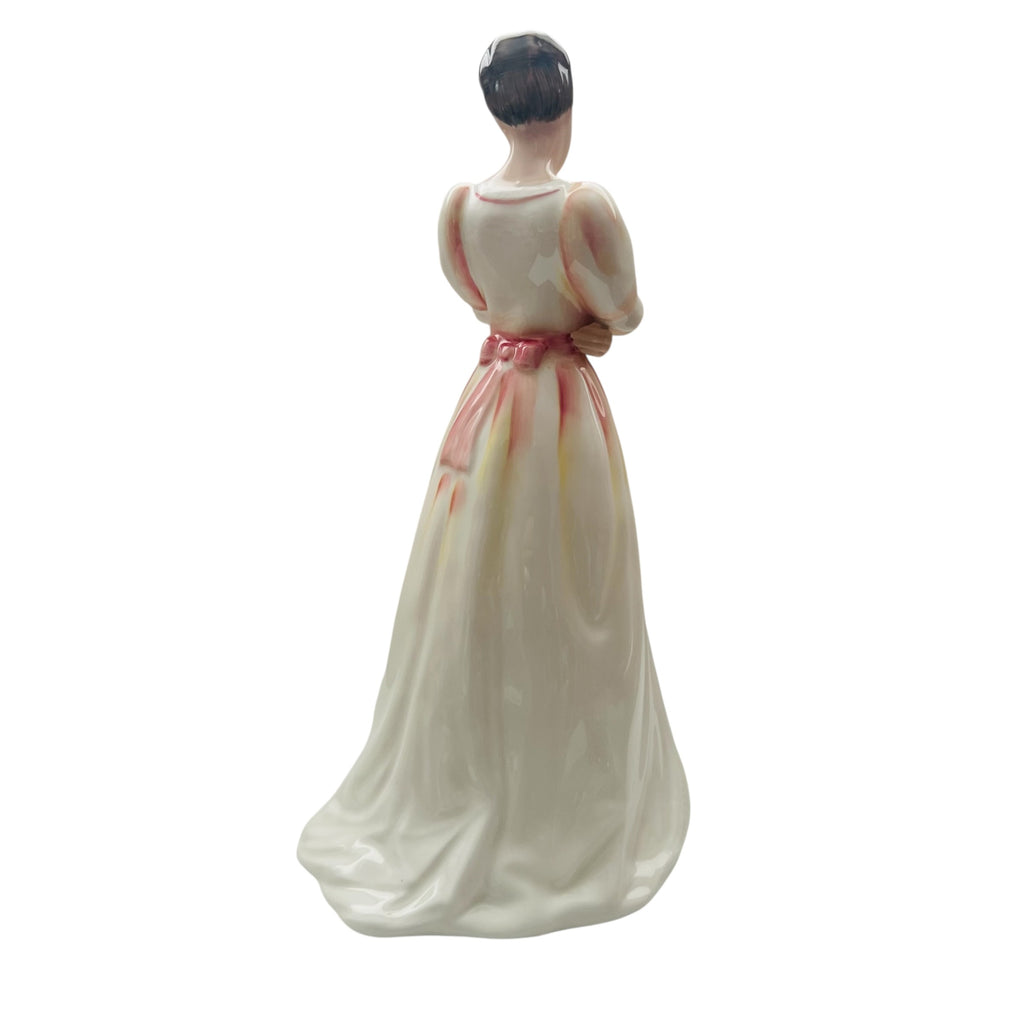 Royal Doulton Kimberly HN3382 Porcelain Retired Figurine