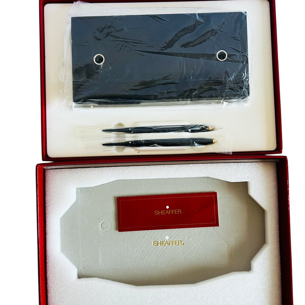 Sheaffer J15 Fountain Pen and Ballpoint Desk Set - Black Jet Crystal Base