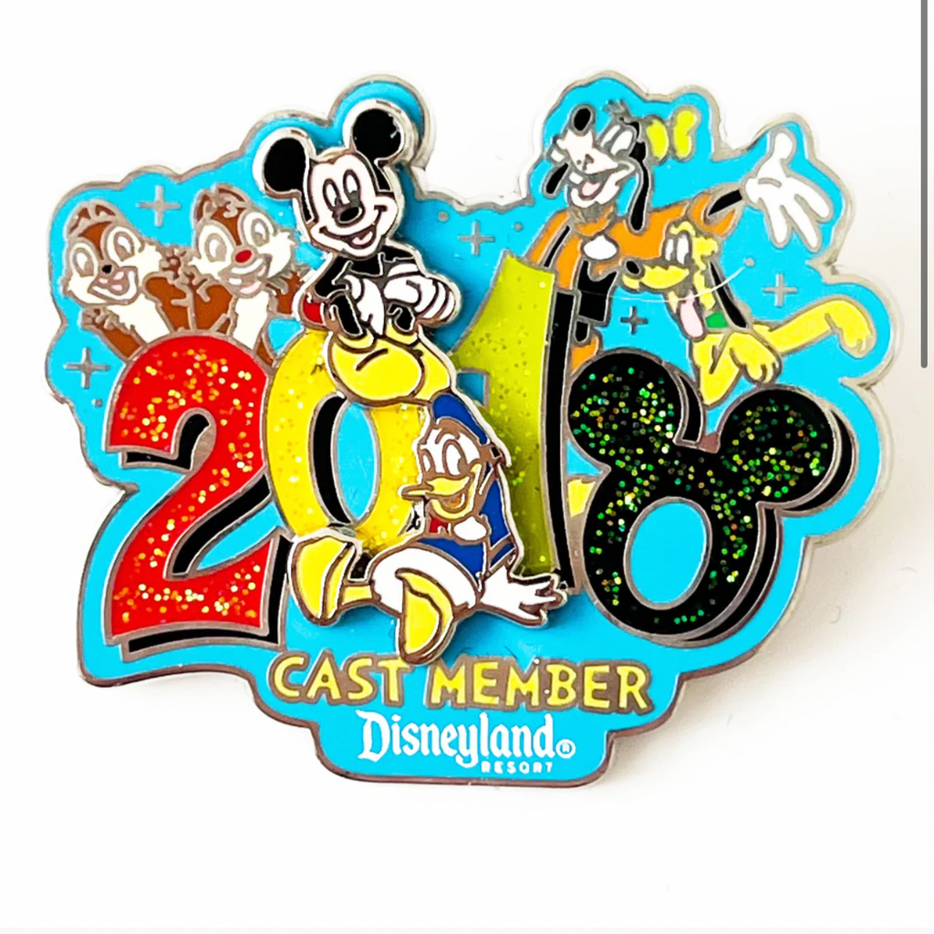DLR Cast Member 2010 Logo Chip Dale Goofy Donald Pluto Mickey Disney Pin
