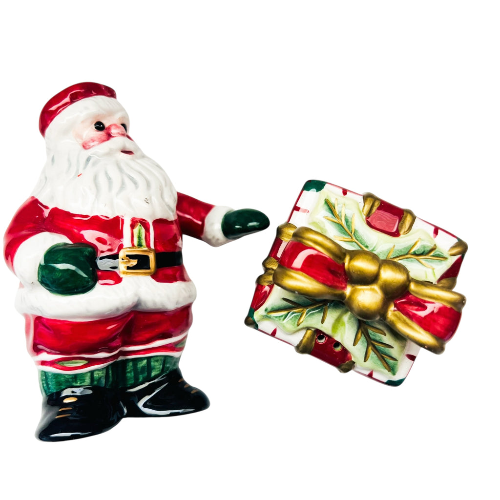 Fitz and Floyd Plaid Santa & Present Christmas Salt & Pepper Shakers