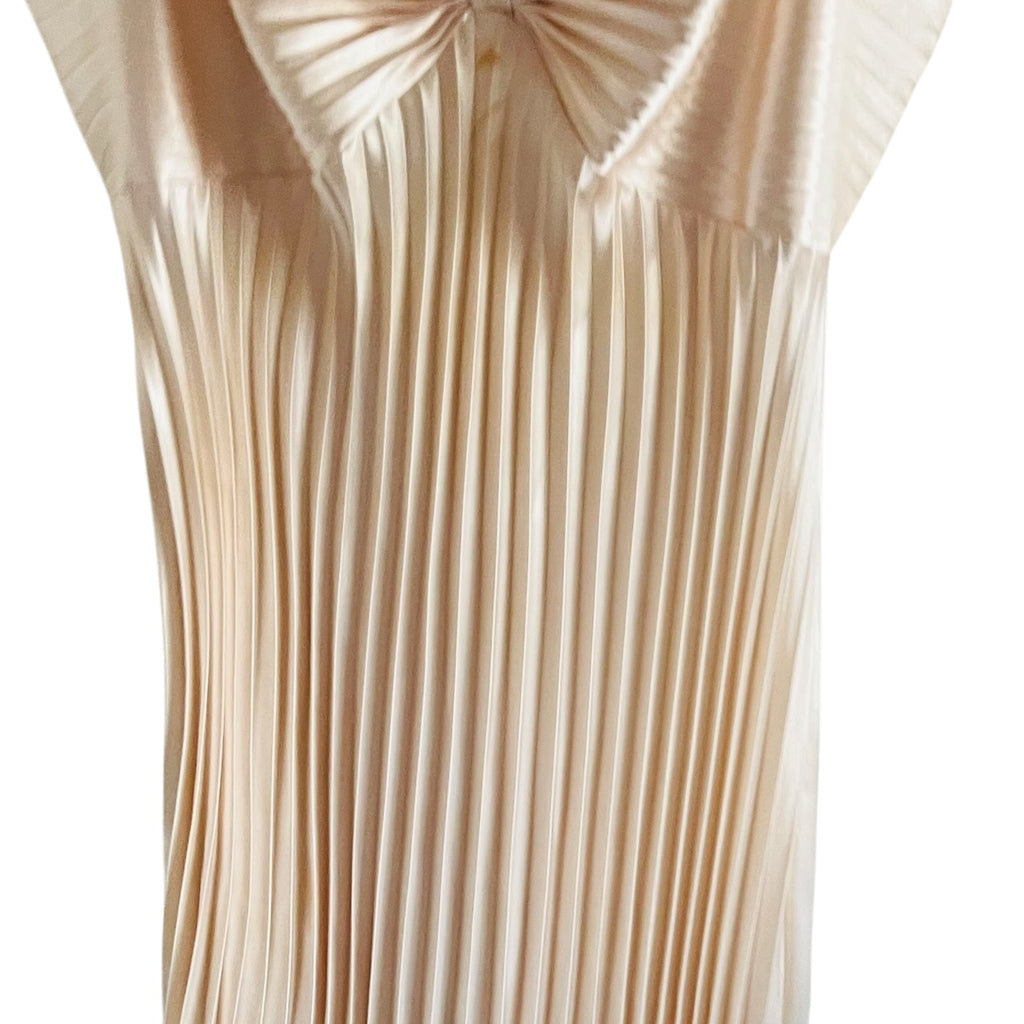 Vintage Seashell Champagne Pleated Bow Slip Gown