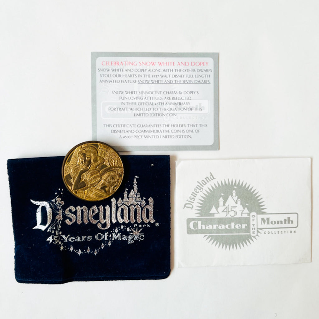 Disneyland 45 Years of Magic Snow White Dopey Commemorative LE Coin Medallion