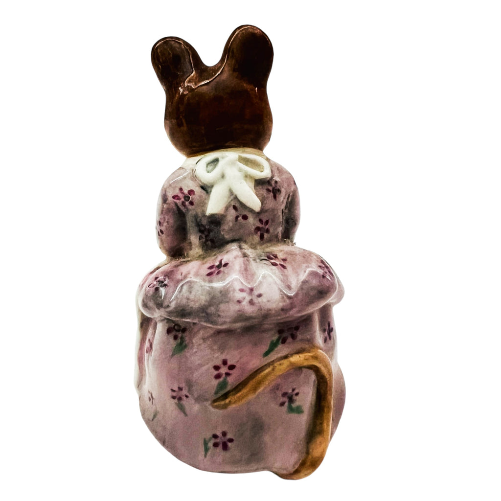 Beatrix Potter’s Hunca Munca Sweeping Beswick England Figurine