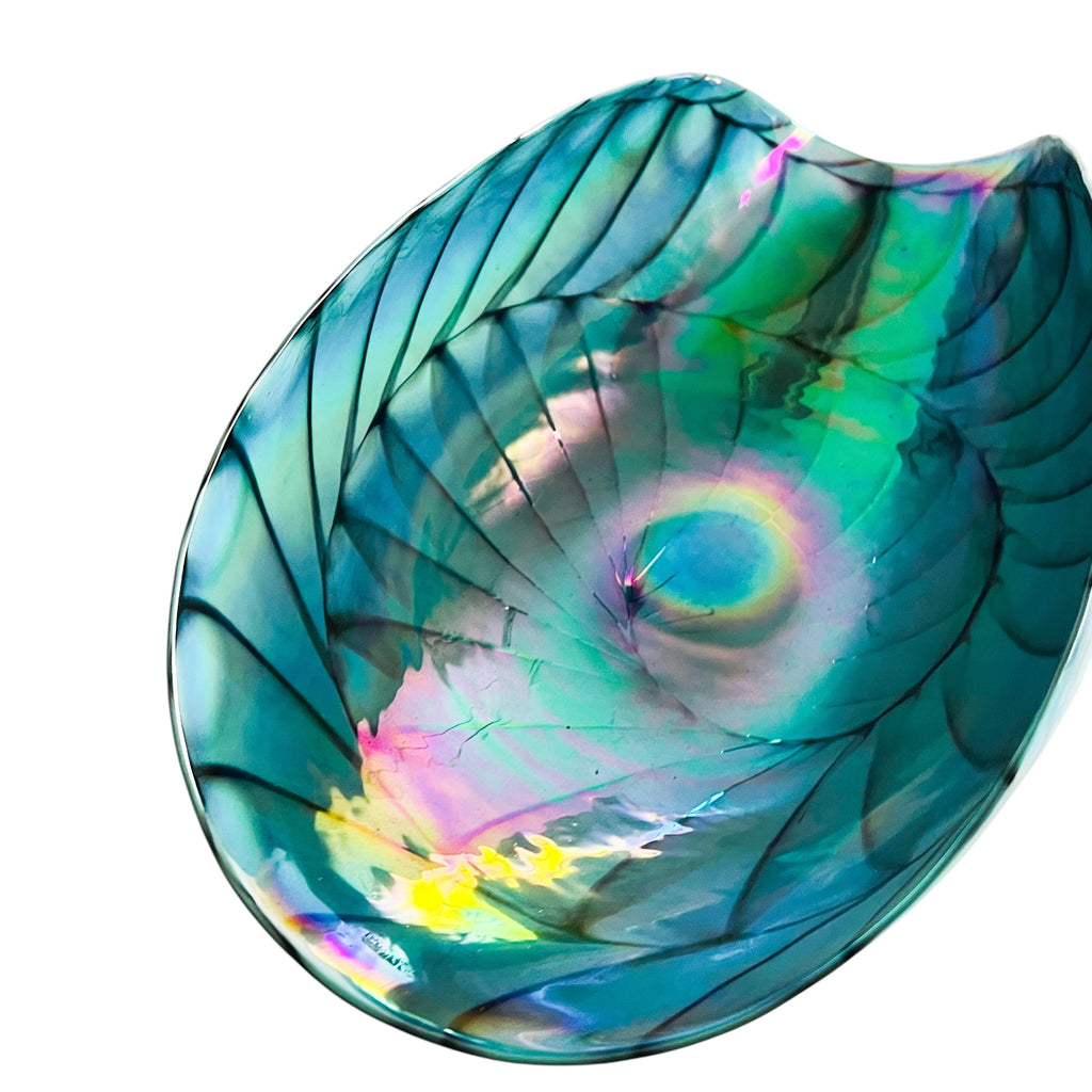 Furnace Ferro Italian Murano Sea Shell Iridescent Folded Art Glass Bowl