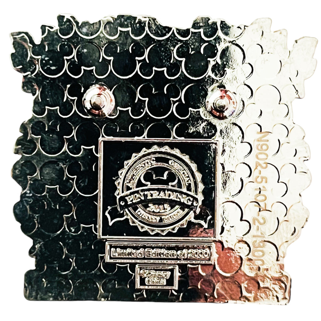 Disney Earth Day 2013 Mickey Mouse Chip And Dale Limited Edition 2000 Pin