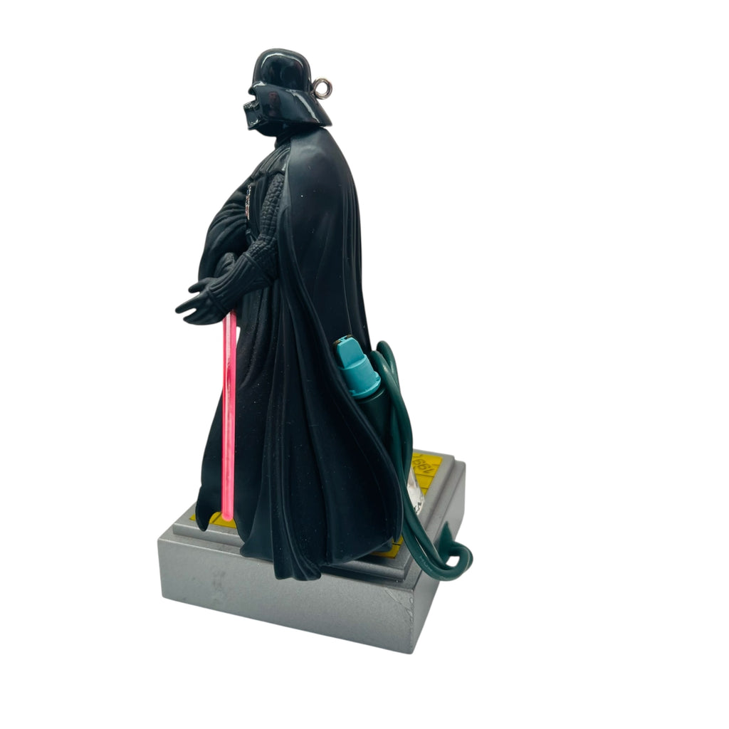 Vintage Hallmark 1997 Star Wars Darth Vader Light & Voice Sound Ornament