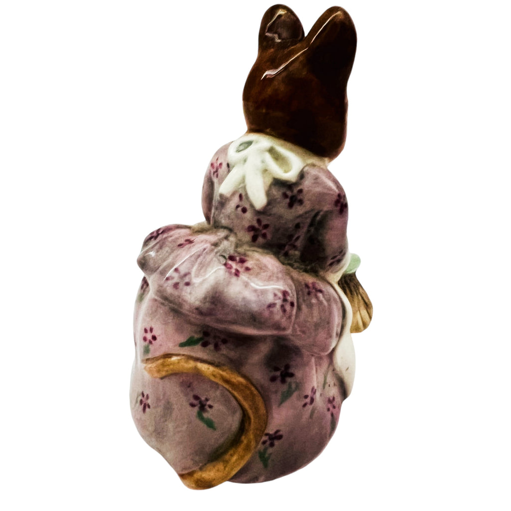 Beatrix Potter’s Hunca Munca Sweeping Beswick England Figurine