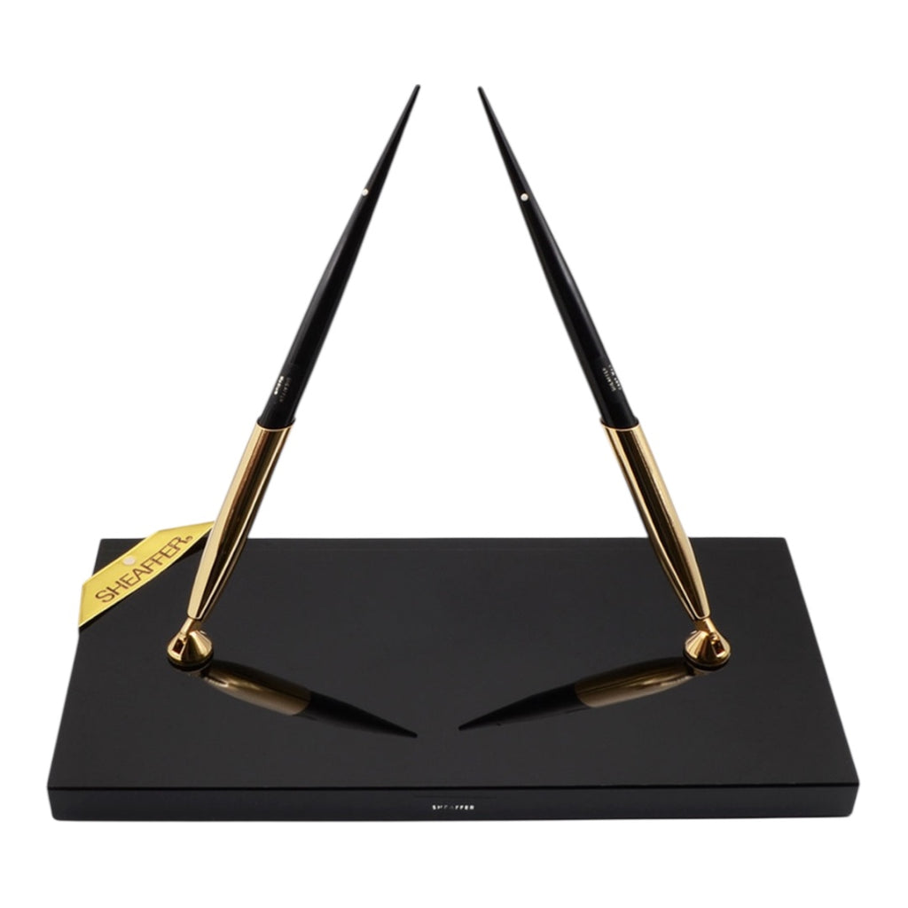 Sheaffer J15 Fountain Pen and Ballpoint Desk Set - Black Jet Crystal Base