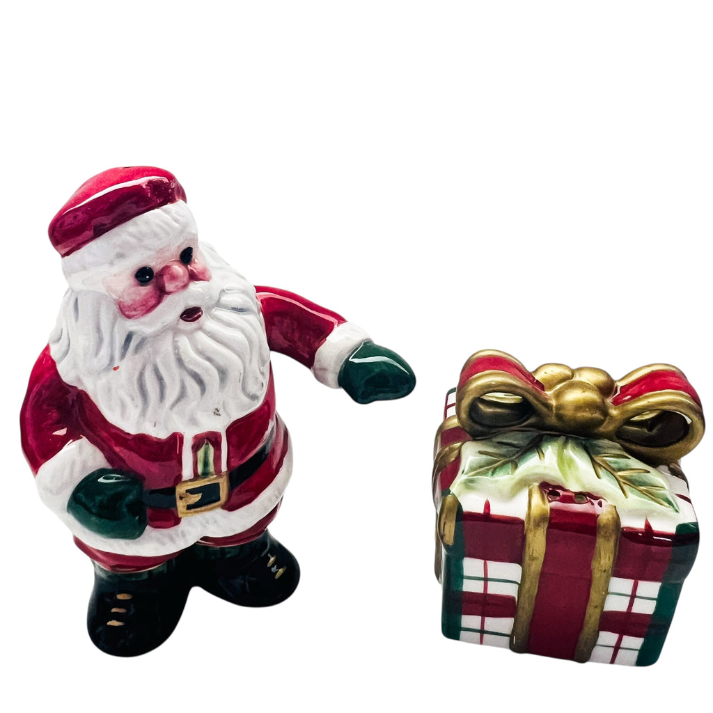 Fitz and Floyd Plaid Santa & Present Christmas Salt & Pepper Shakers