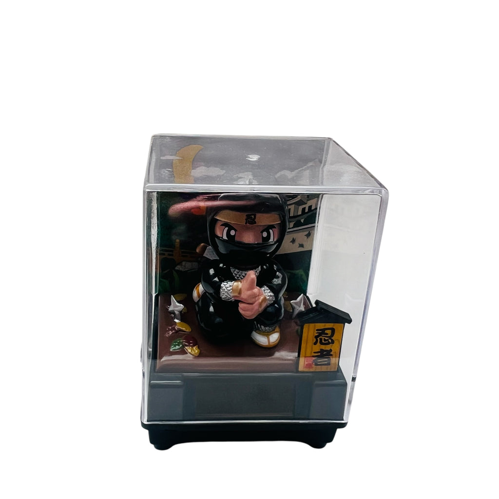 Solar Powered NINJA DX Figure Solar Toys Mini Figure