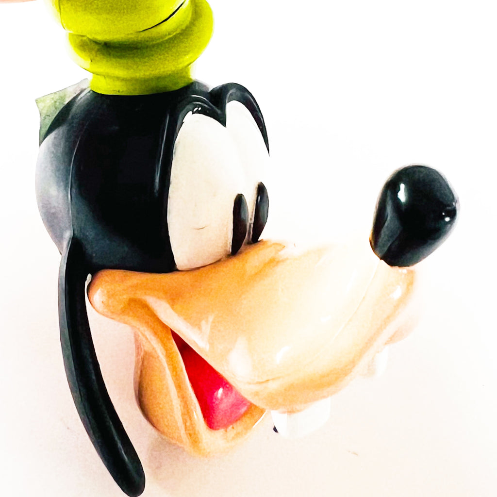 Disney Goofy Head Magnet