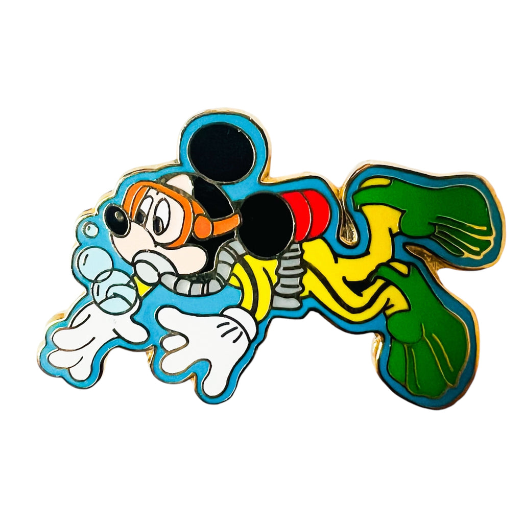 Disney Mickey Mouse Scuba Diver Disneyland Resort Pin