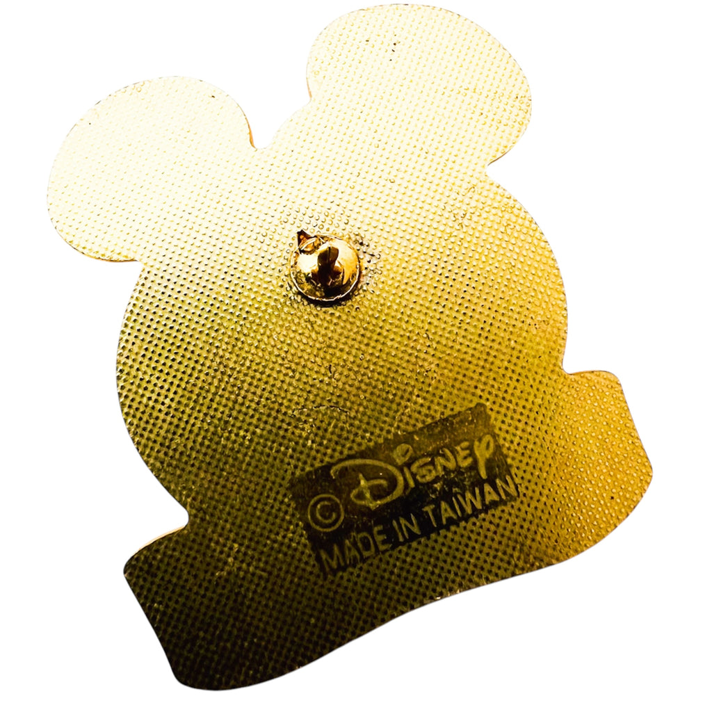 Disney 1997 WDW 10th Anniversary Teddy Bear & Doll Convention Pin