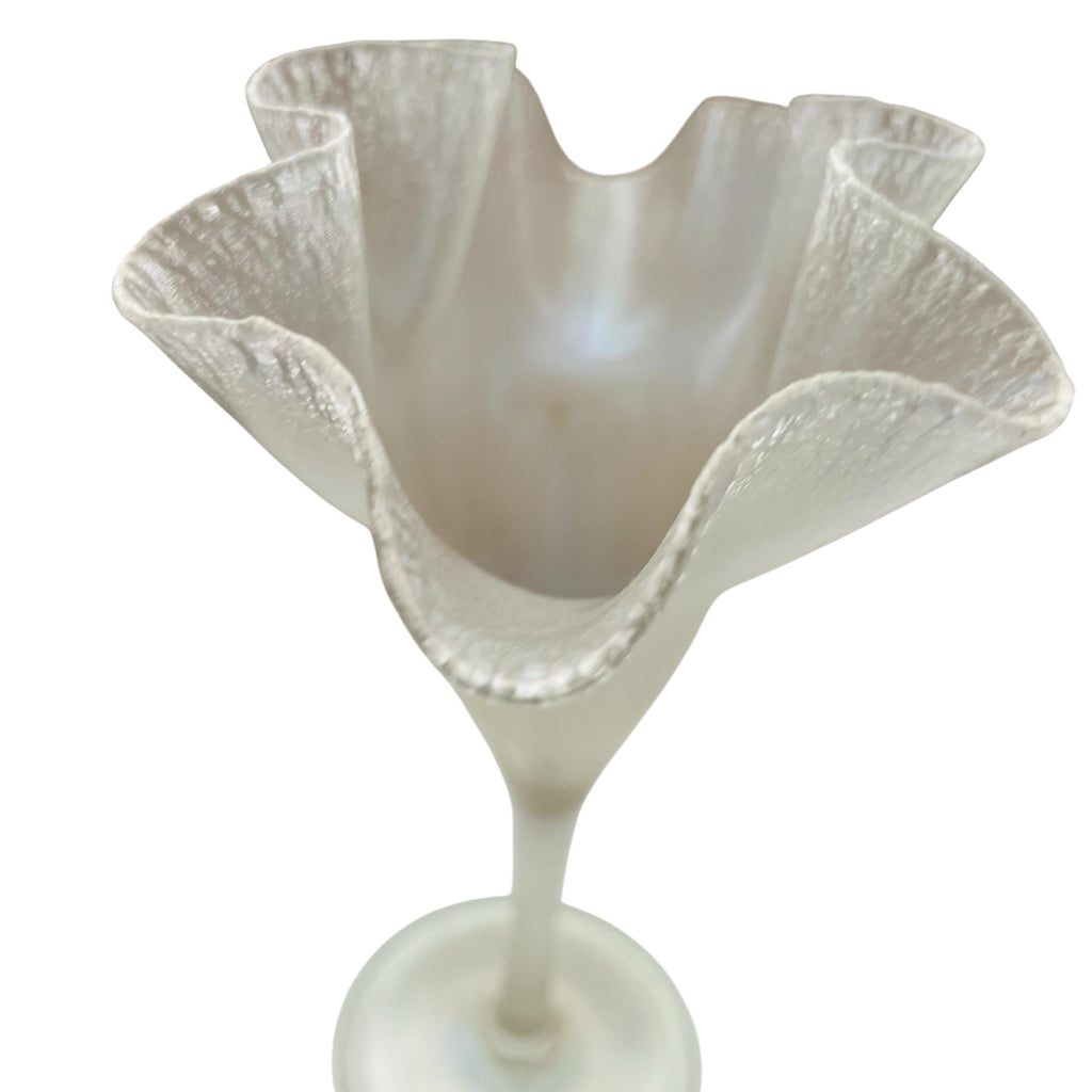 Vintage Steuben Verre de Soie Iridescent Art Glass Fan Vase