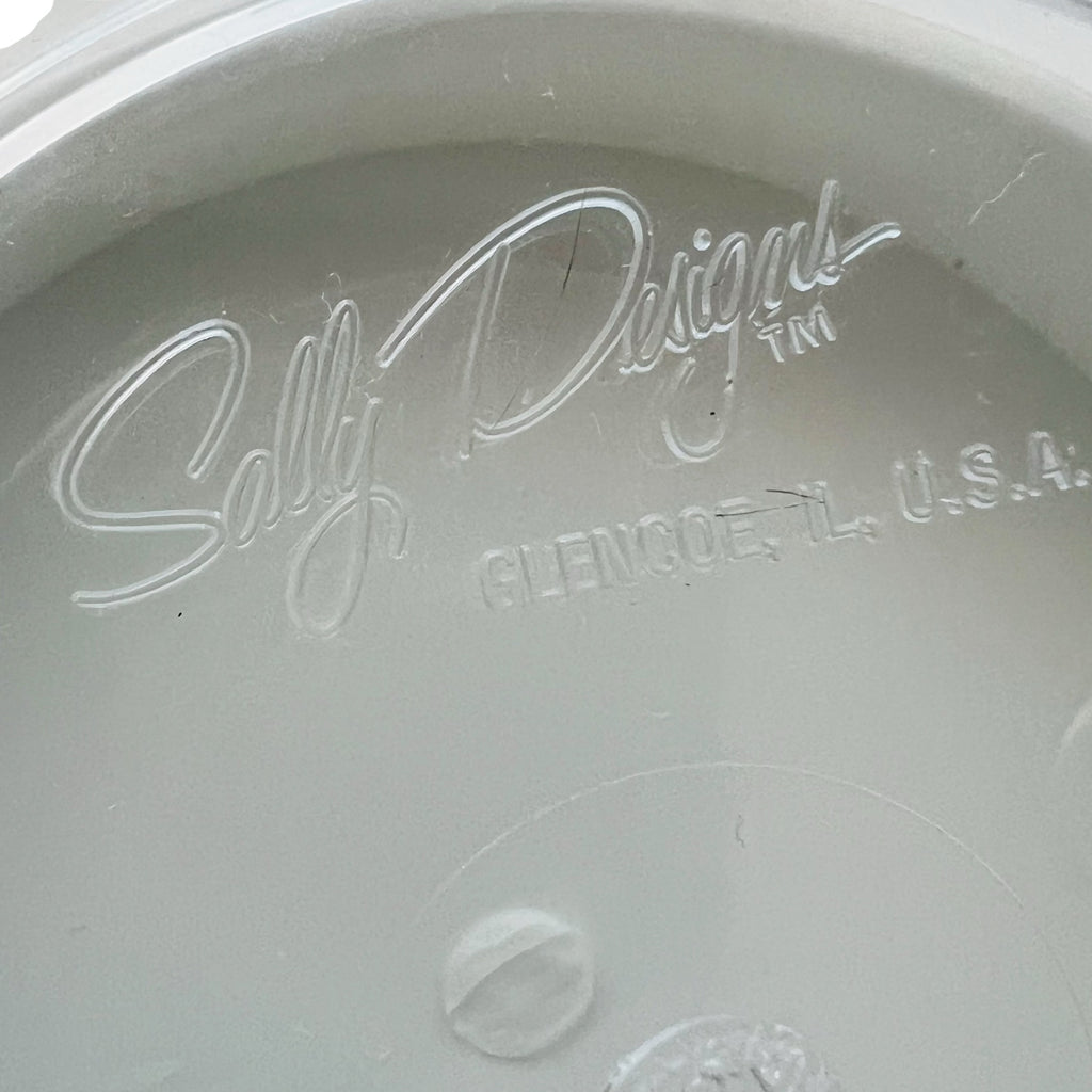 Vintage Sally Designs Clear Lucite Ribbed Ice Bucket