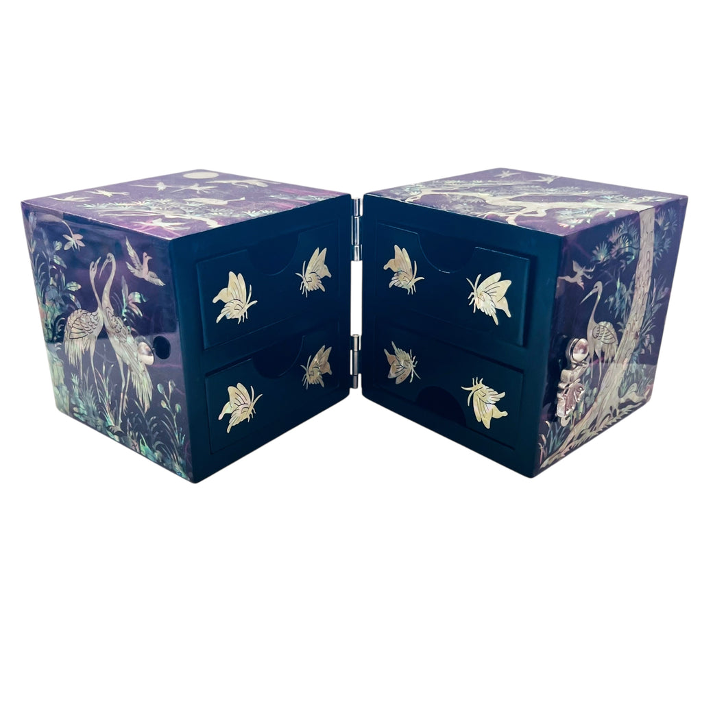 Vintage Mother of Pearl Wooden Lacquer Trinket Korean Jewelry Box