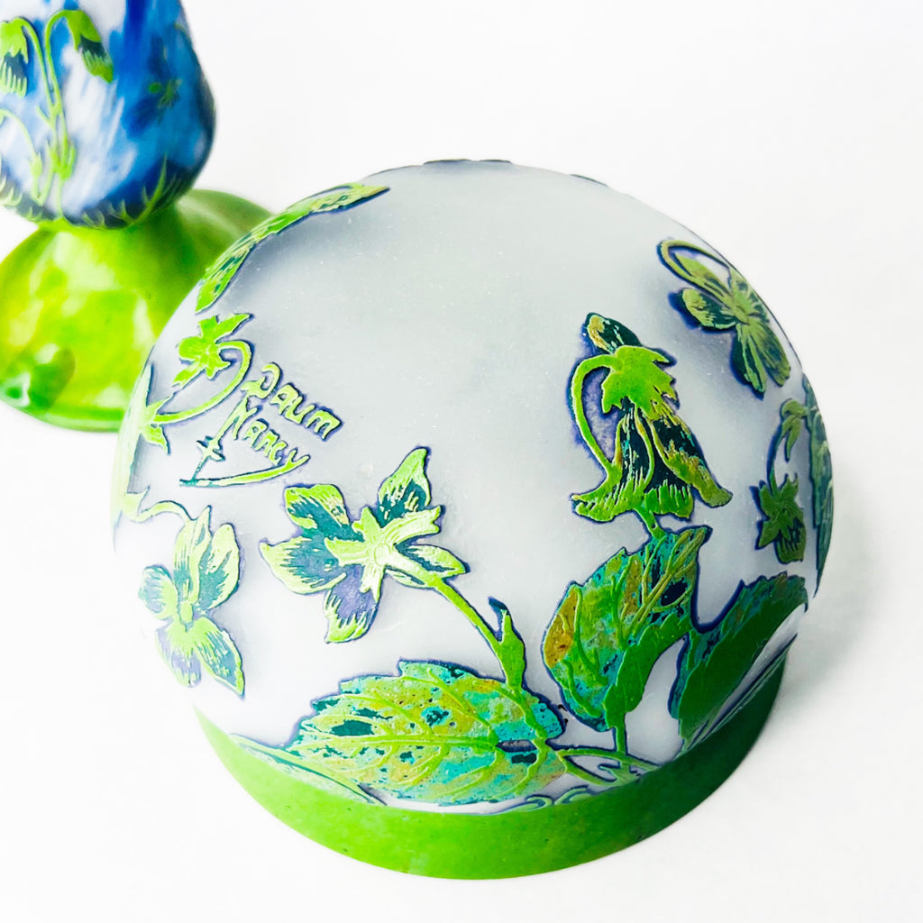 Daum Nancy Cameo Leaf Pattern Design Table Lamp