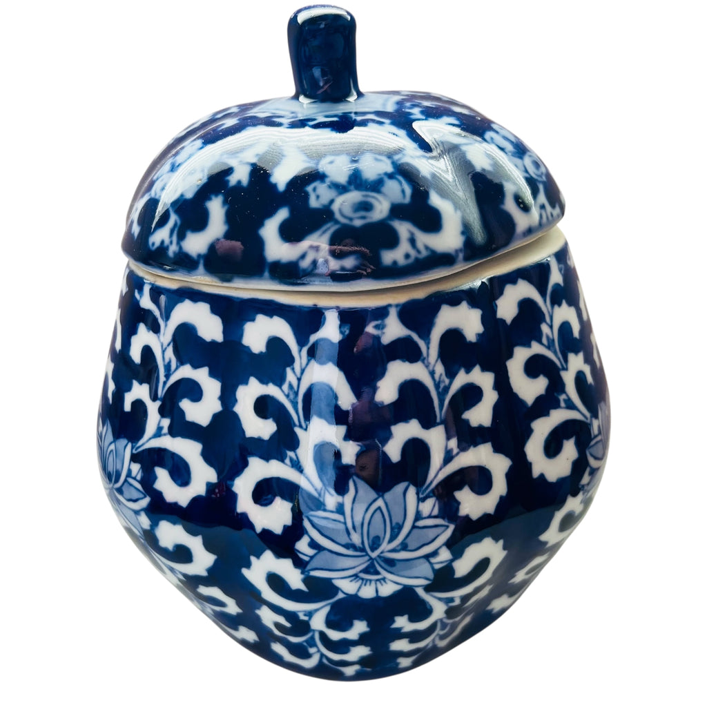 Vintage Chinoiserie Blue and White Porcelain Hand Painted Pumpkin Jar