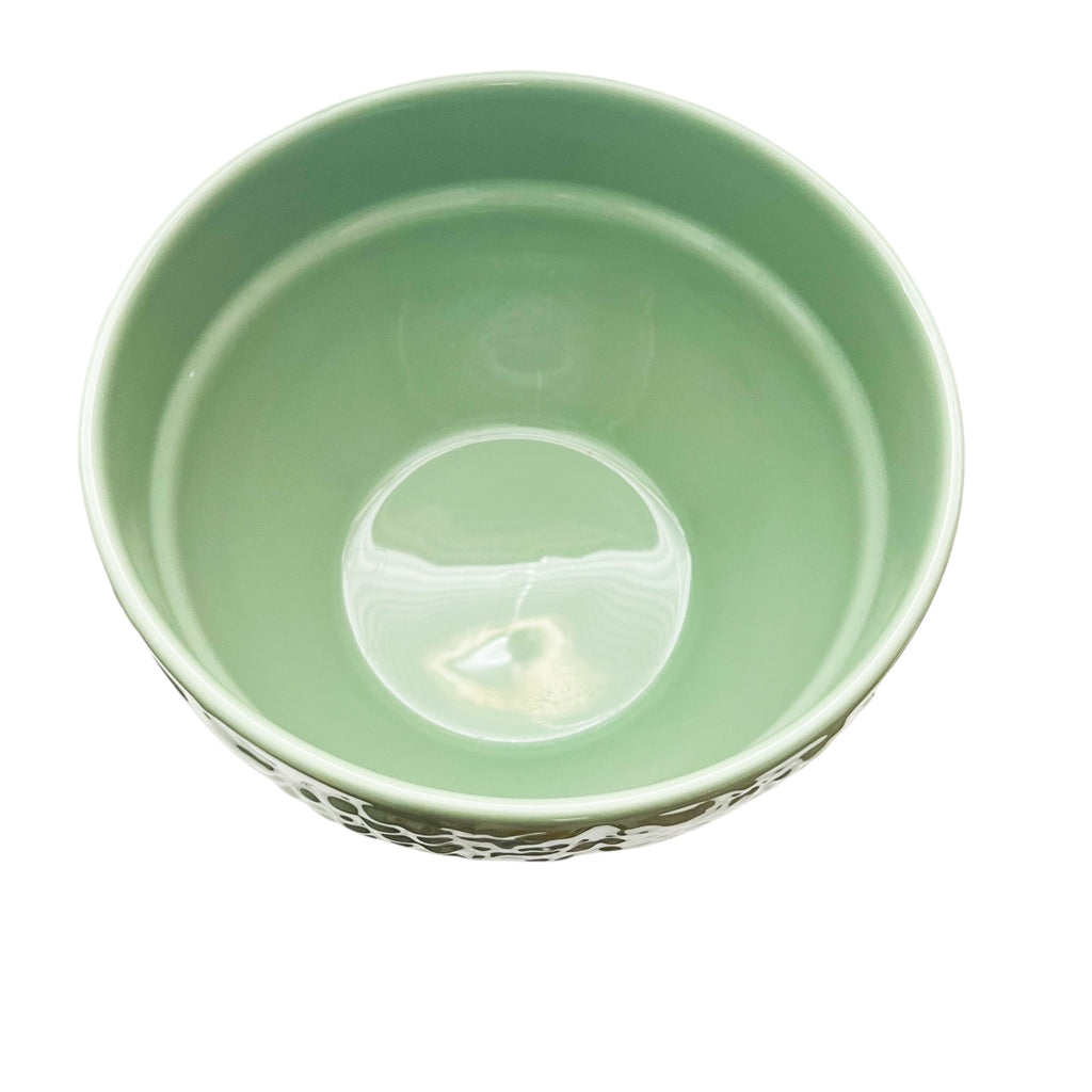 Portugal Embossed Grape Vine Mixing Bowl