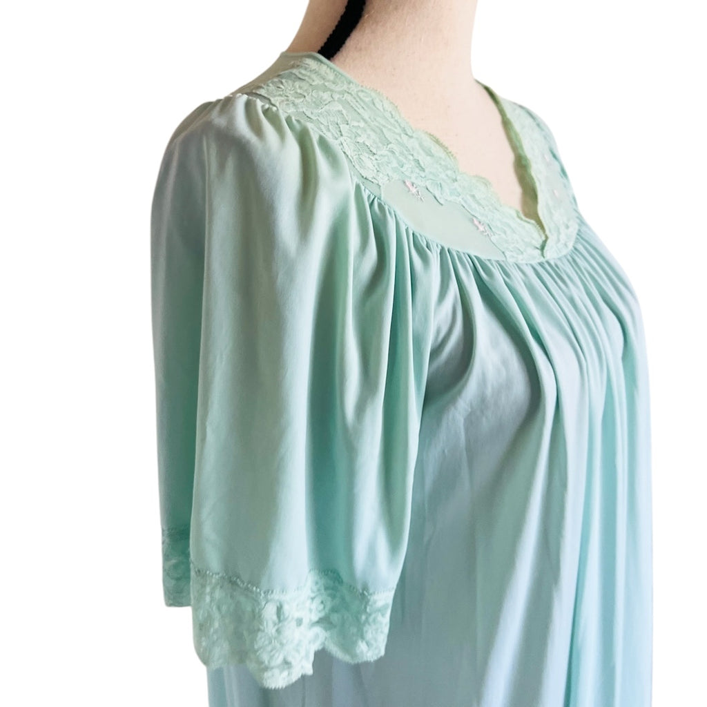 Vintagee Shadowline Lace Trim Nightgownn