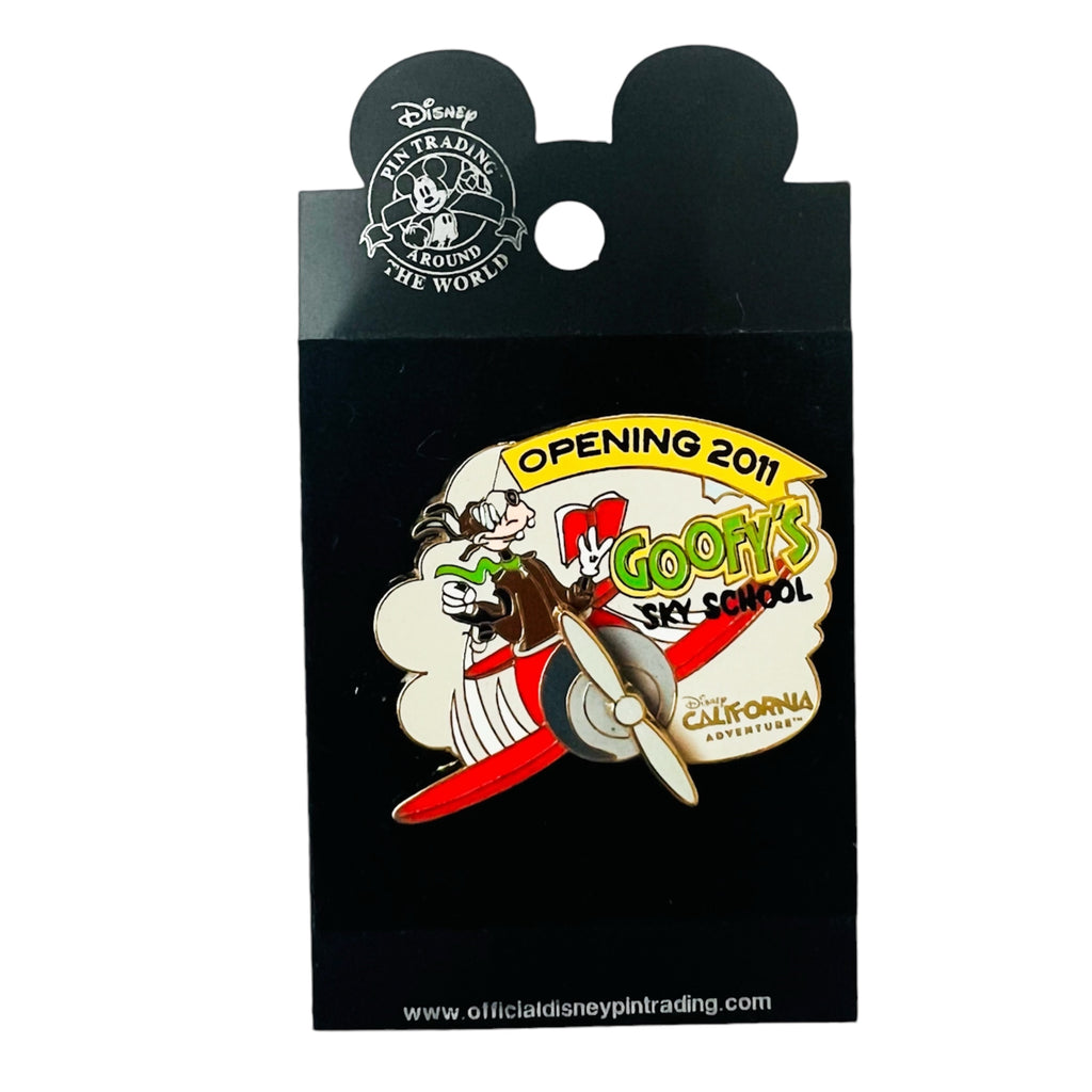 Disney DCA California Adventure Goofy's Sky School Goofy Limited Edition 1000 Pin