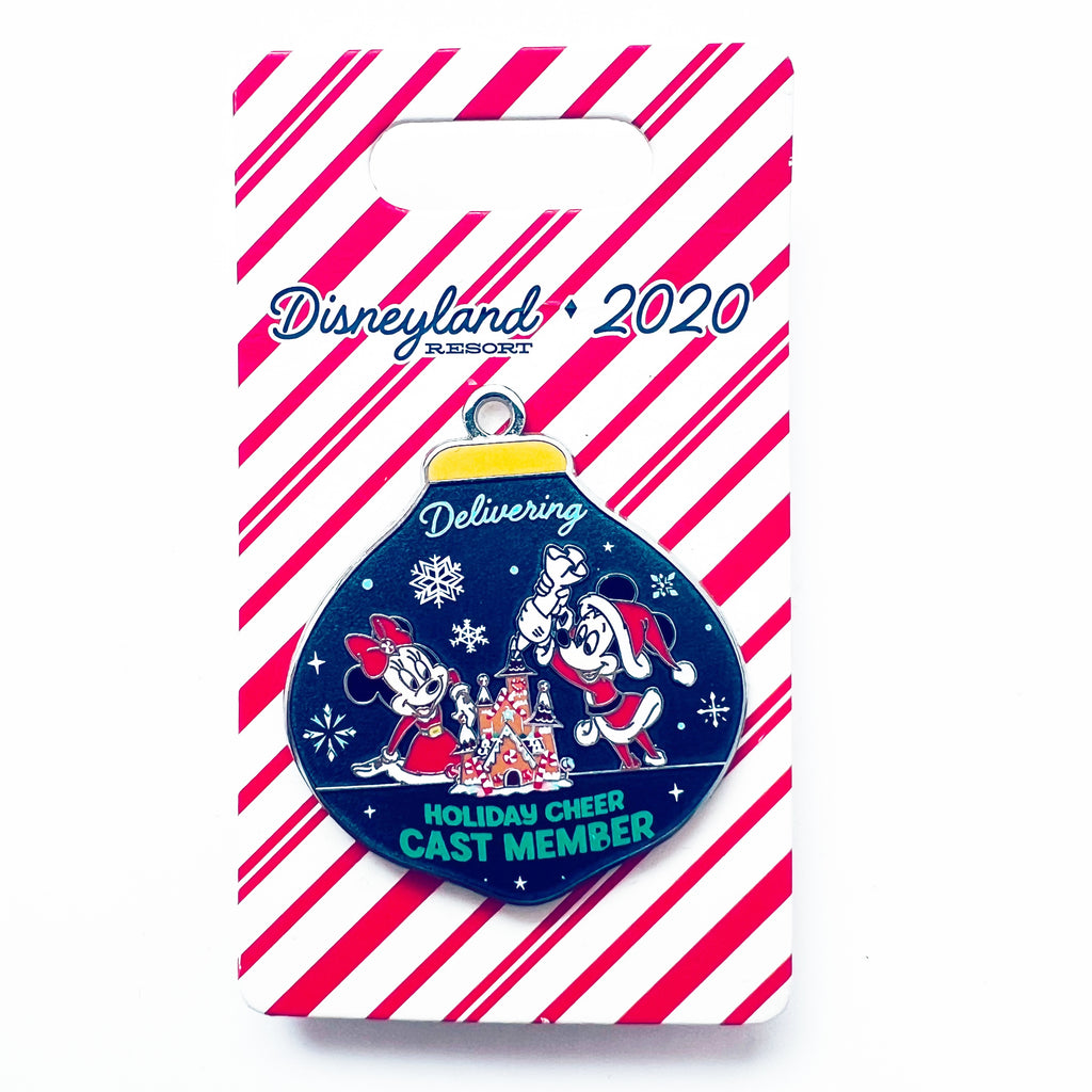 Disney Theme Parks Cast Exclusive Delivering Holiday Cheer Limited Edition 1000 Pin