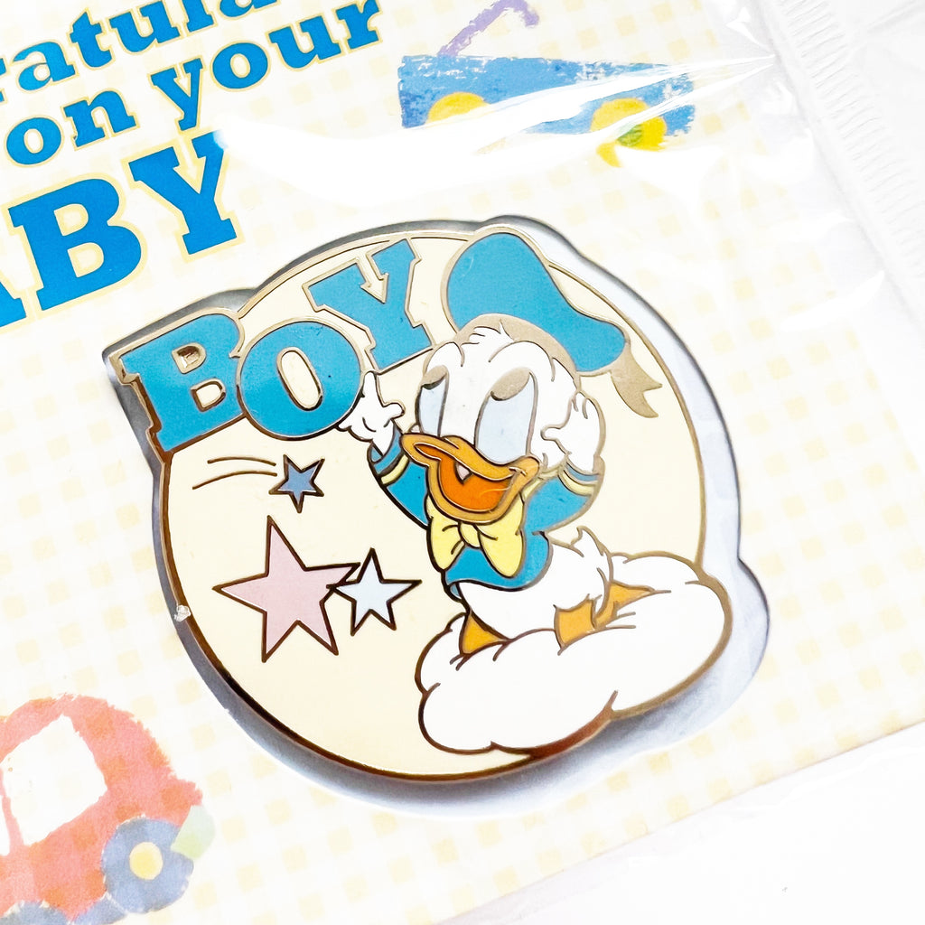 Disney Cast Exclusive Baby Boy Congratulations Donald Duck Disney Card & Pin Set