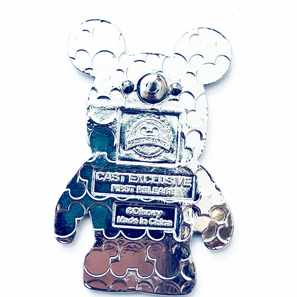 Disney Cast Member Exclusive Vinylmation Ambassador Guest Relations First Release Pin
