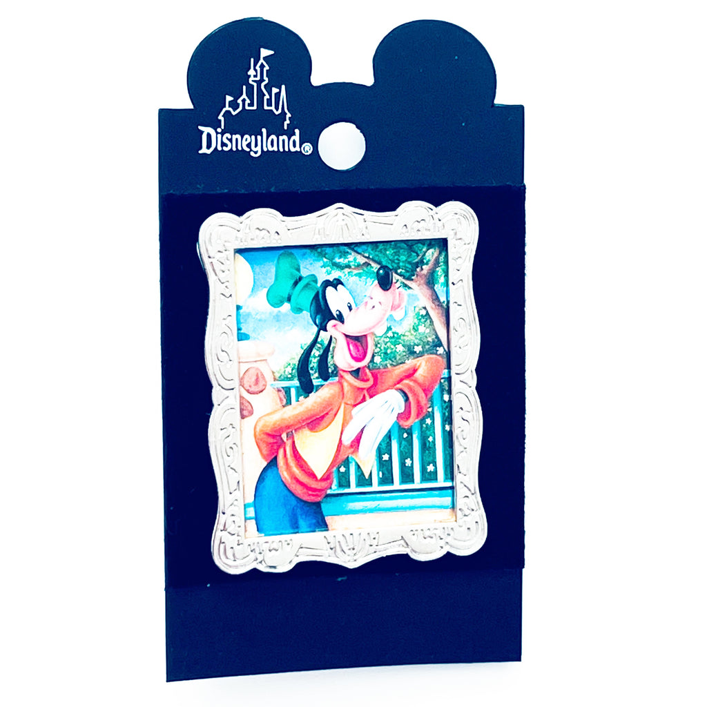 Disney Goofy Silver Framed Pin
