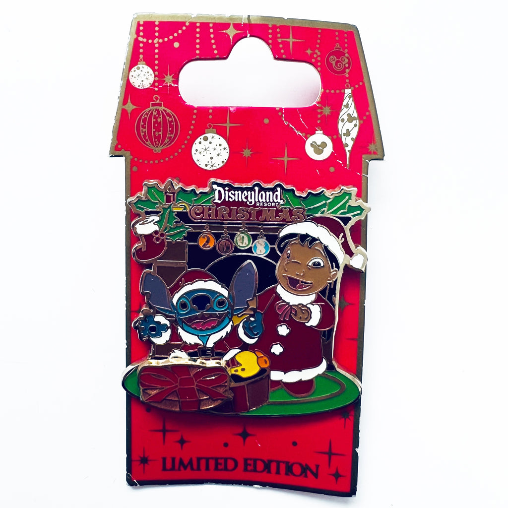 Disney Disneyland Resort DLR 2008 Christmas Lilo & Stitch Limited Edition 1000 Pin