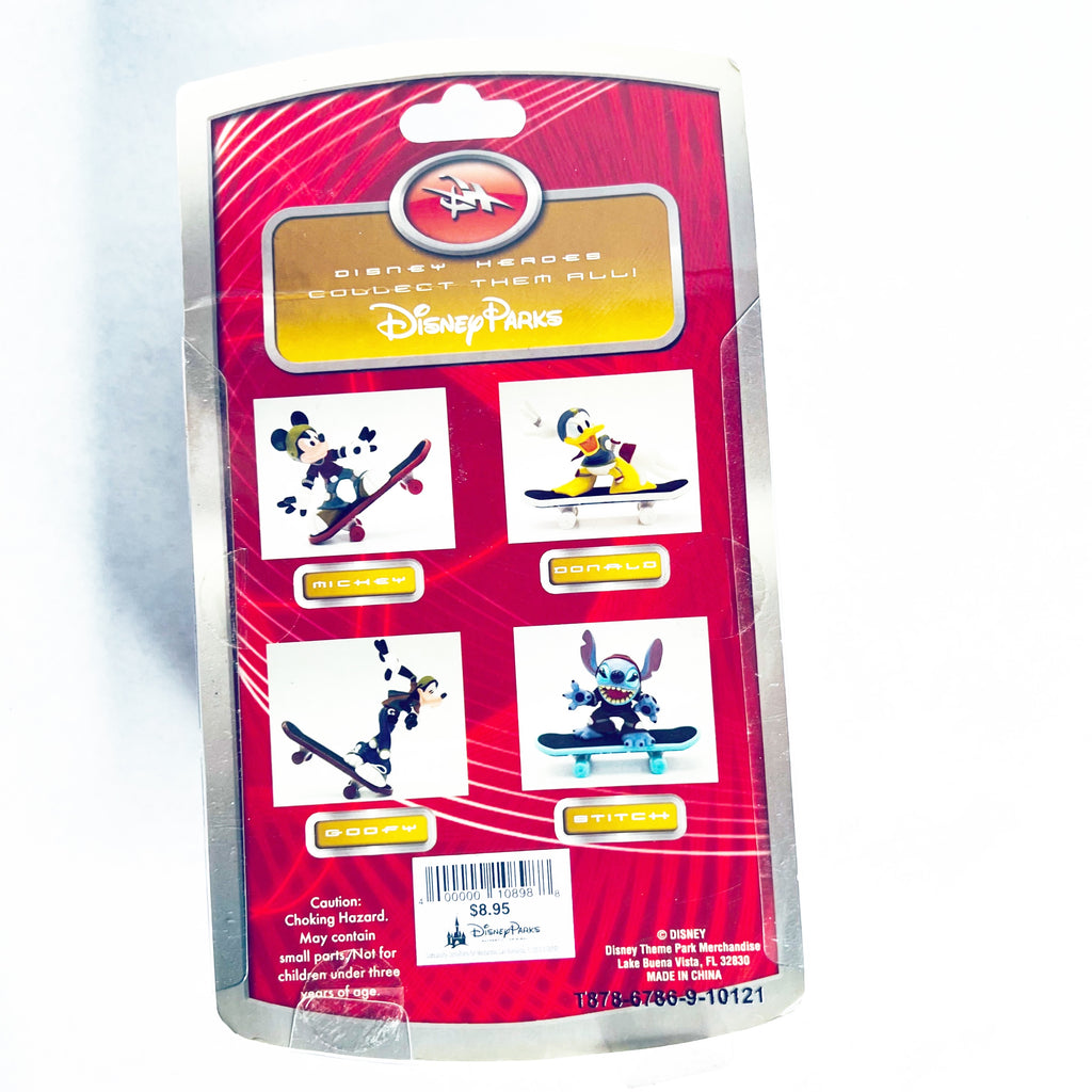 Disney Heroes Goofy Skateboarding Figure