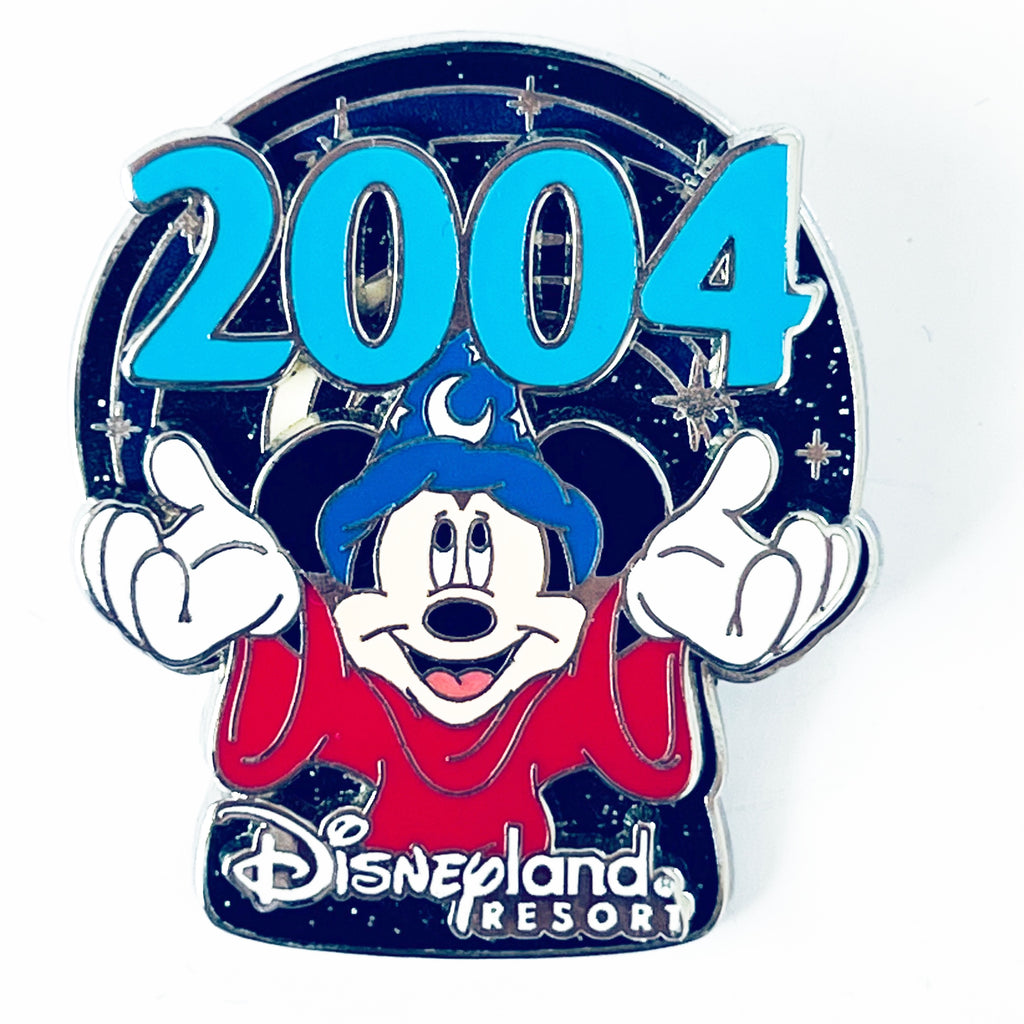Disney Sorcerer Mickey Mouse Holding 2004 Pin