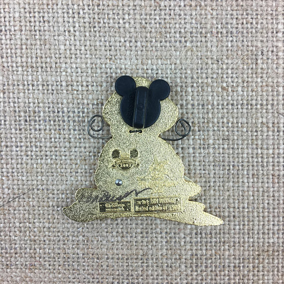 Disney Limited Edition Signed Artist Choice Pin Chef Louis' Dinner Surprise by Disney Artist Ron Burrage