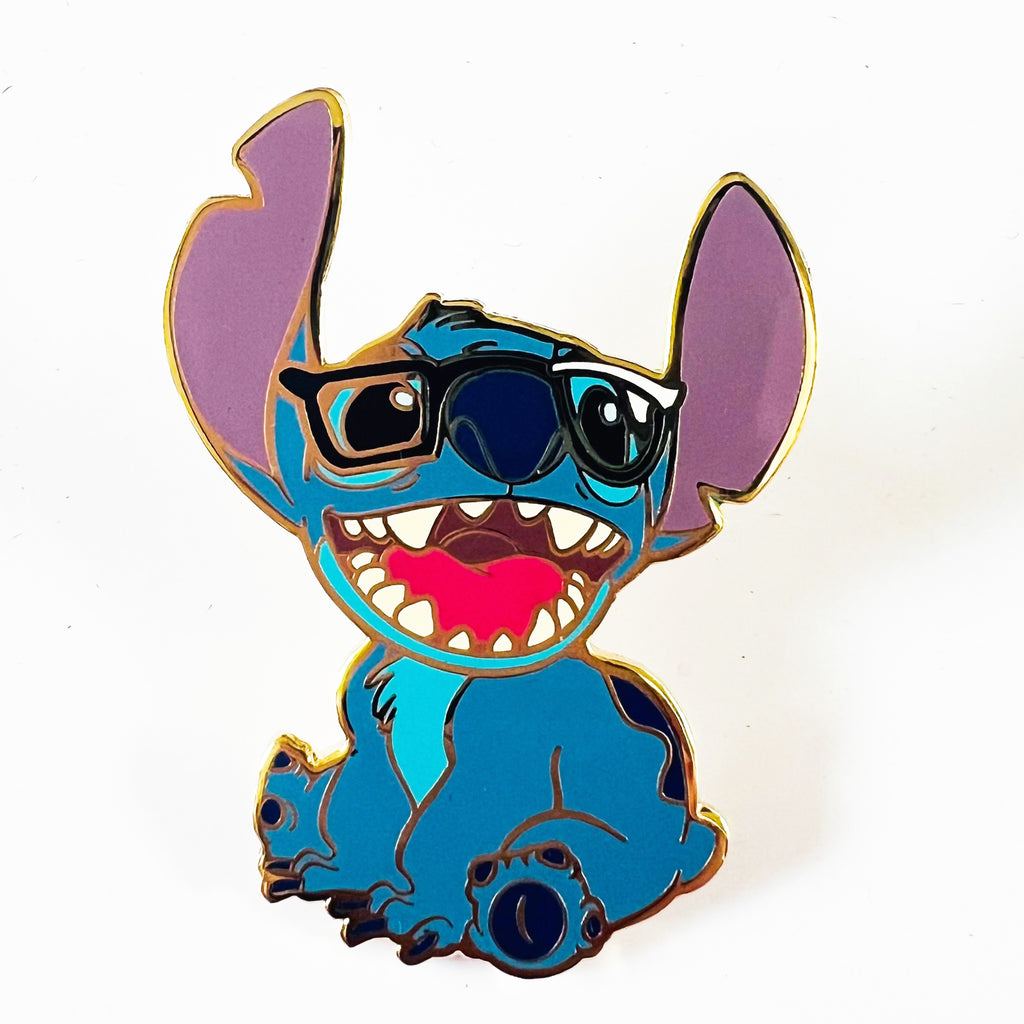 Disney Flashback Stitch Cast Member Limited Edition 2000 Pin
