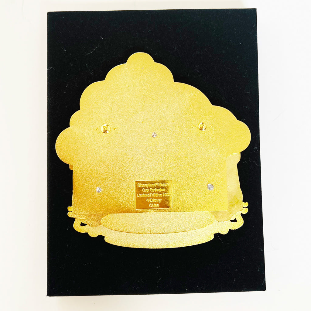 Disneyland DLR 50th Anniversary Cast Exclusive Jumbo Jeweled Castle LE 1000 Pin