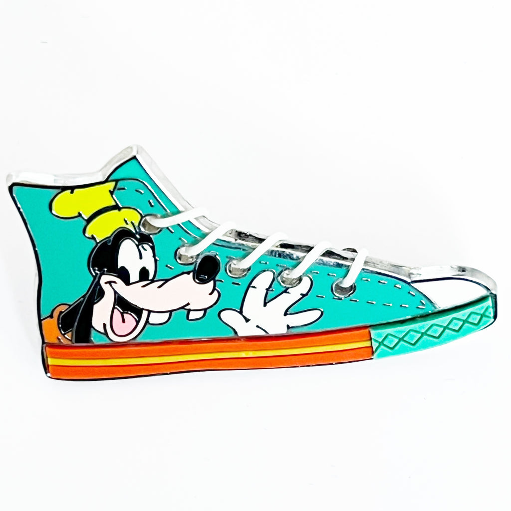 Disney GOOFY Sneaker Free-D laces High Top Tennis Shoe Pin